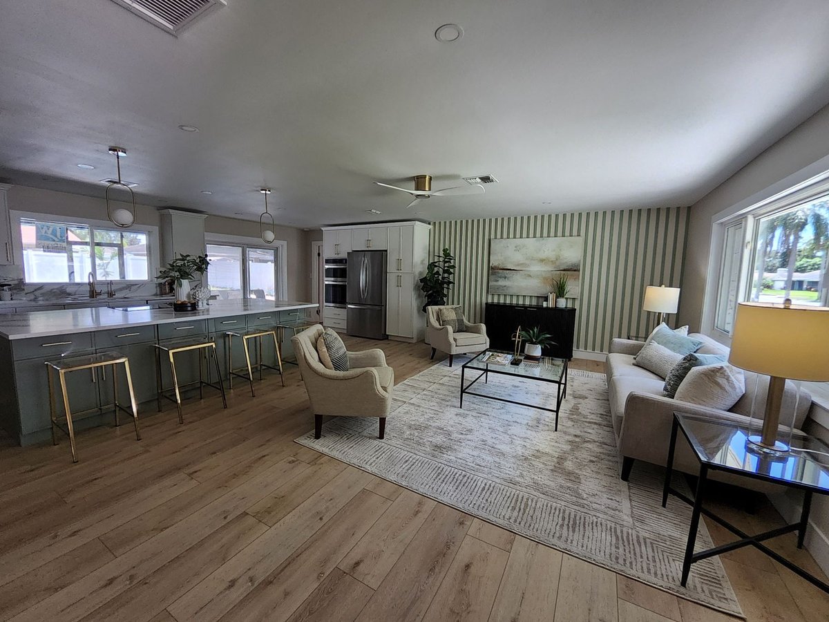 Dunedin Stoneybrook living room staging